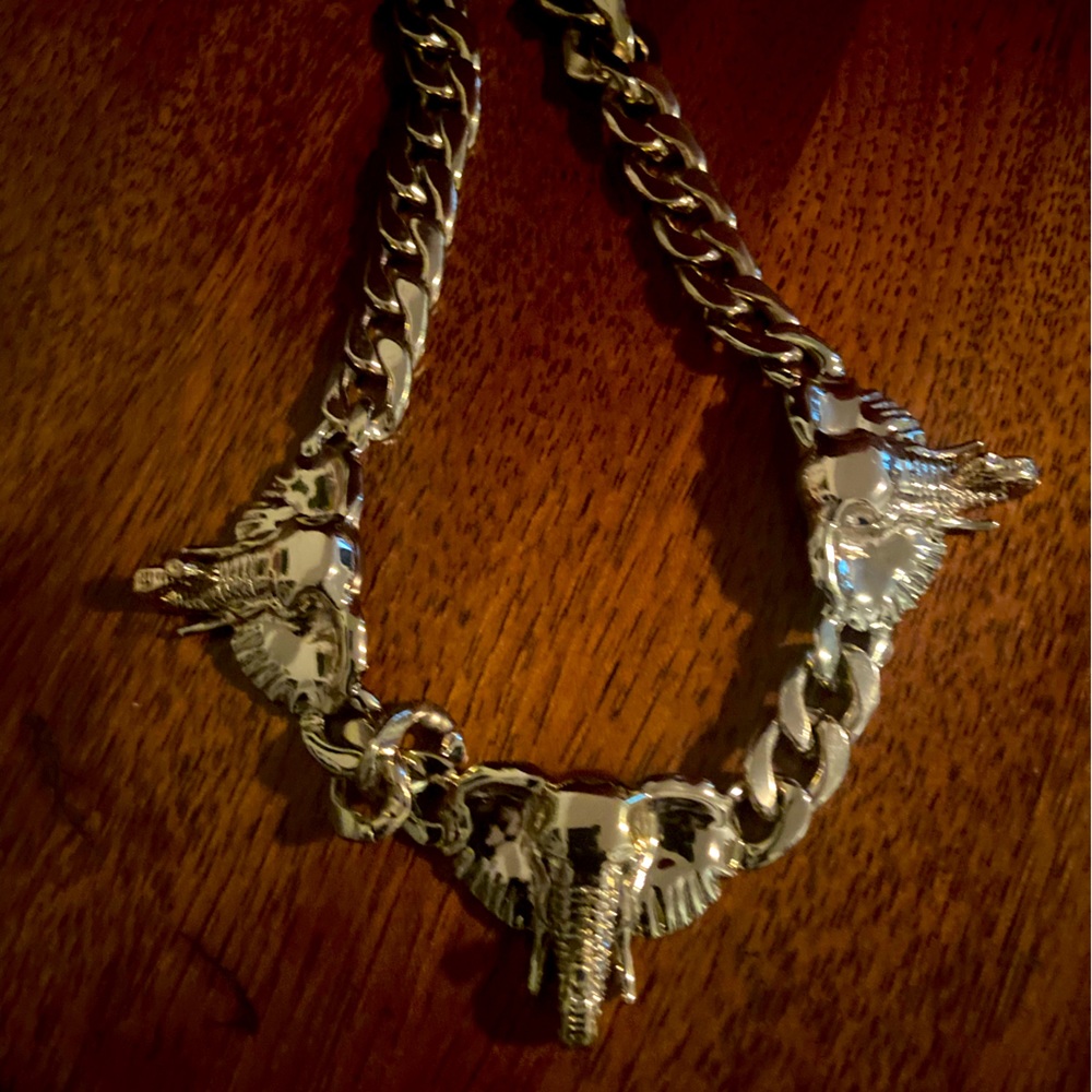 Women’s Jewelry, glasses, watches and accessories